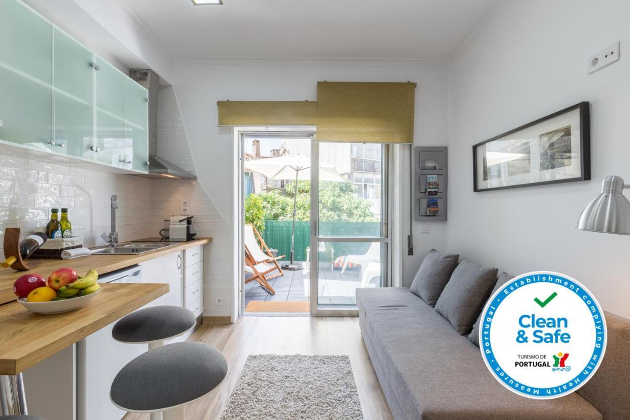 Modern Flats With Stunning Terrace Or Balcony - Location * Porto